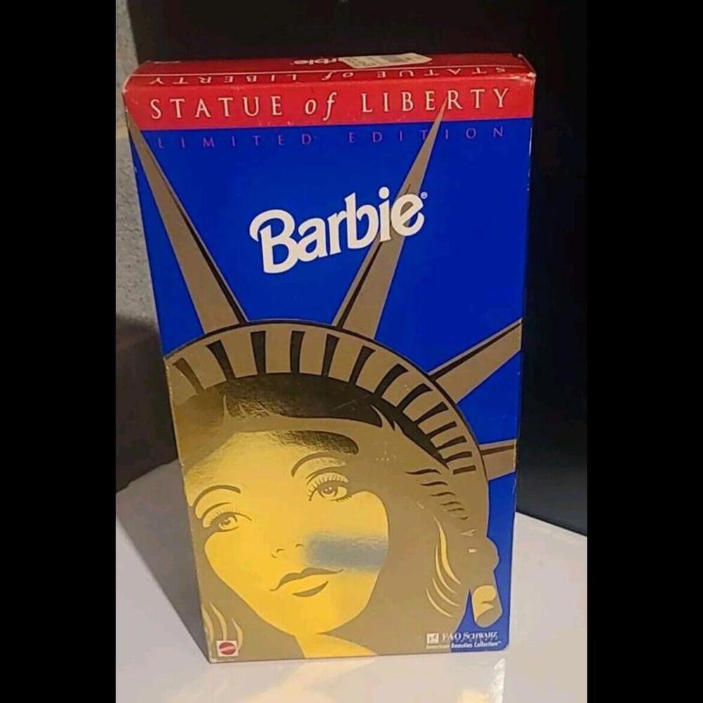1995 "Statue of Liberty" Barbie Doll FAO Schwarz Limited Edition